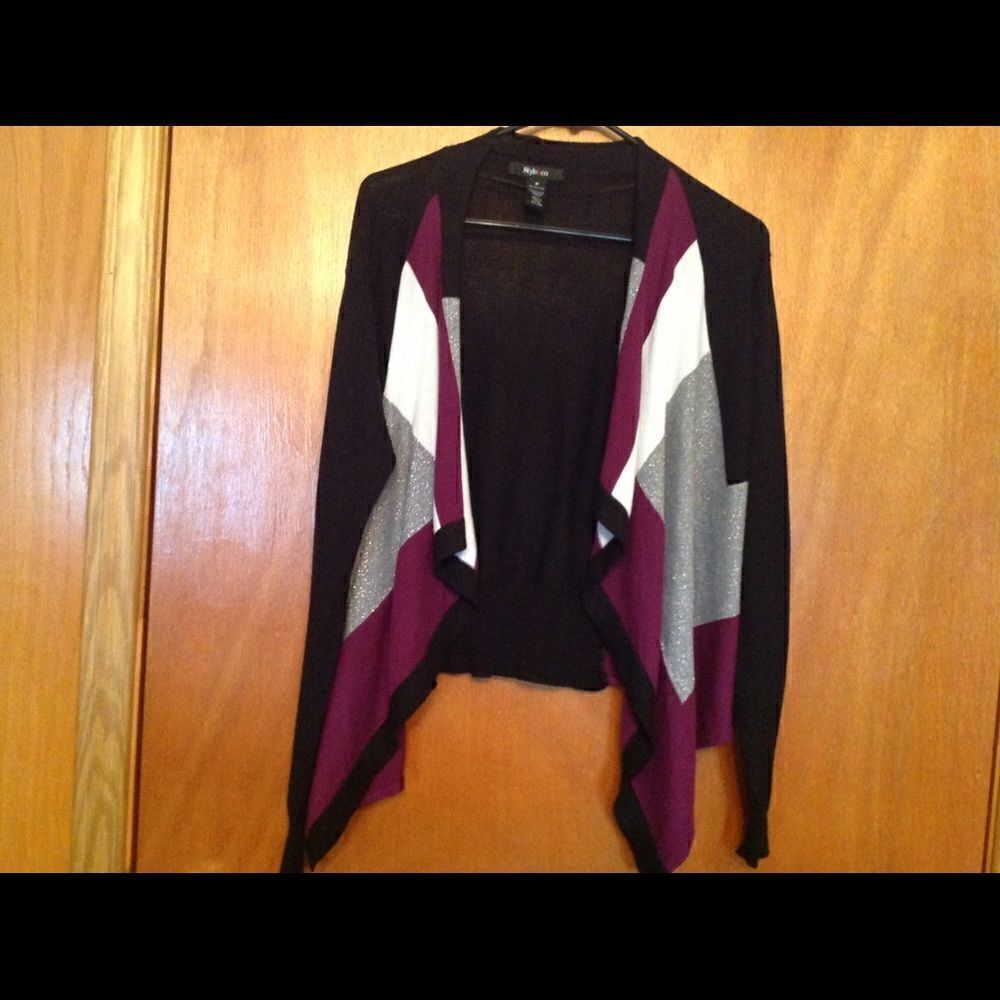 Style & Co ladies v-front lightweight  sweater